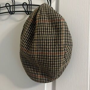 One time wear hat
